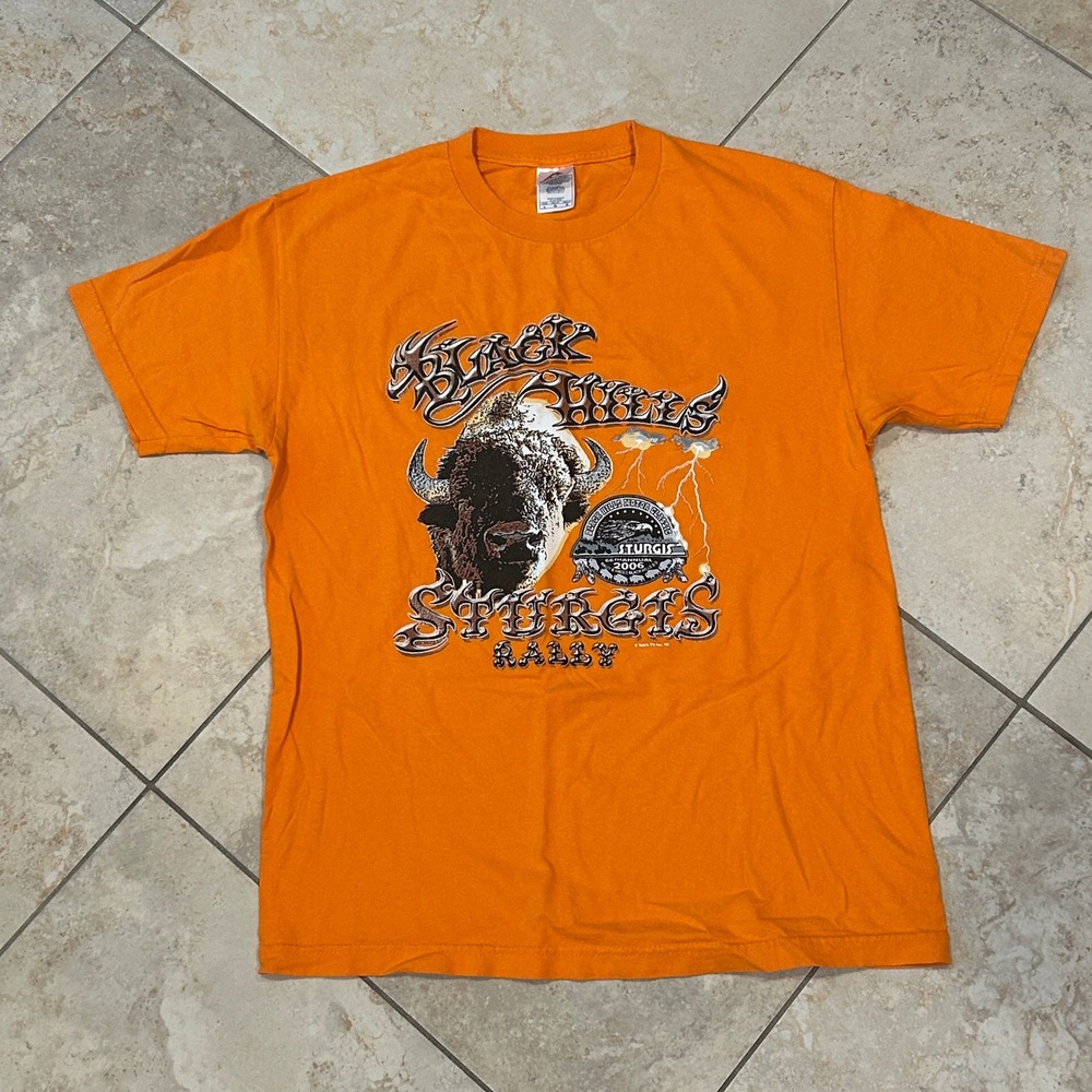 Alstyle Apparel 2006 Black Hills Sturgis Shirt Men L Orange Motorcycle Rally Tee